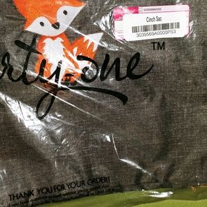 Thirty one cinch sack embroidery fox